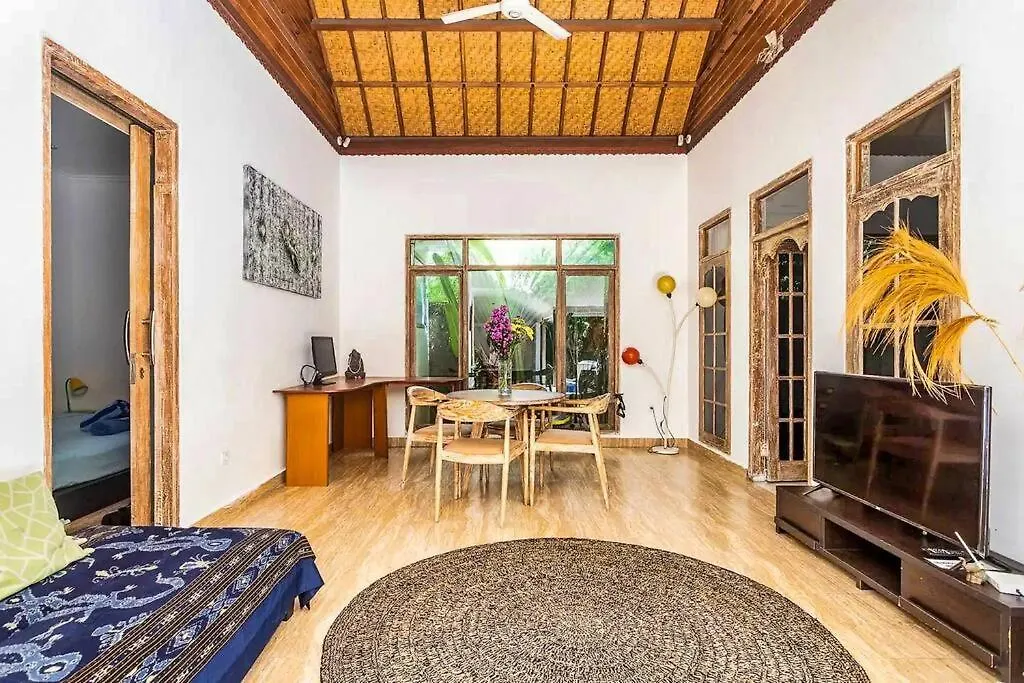 Legian Beach 3 Bedroom Villa  Legian (Bali)